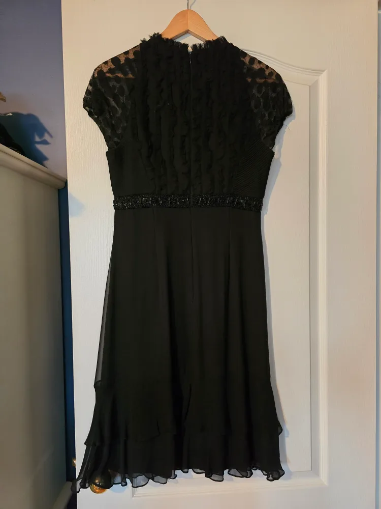 Badgley Mischka Black Silk Cocktail Dress Size 8 image indicator(5)