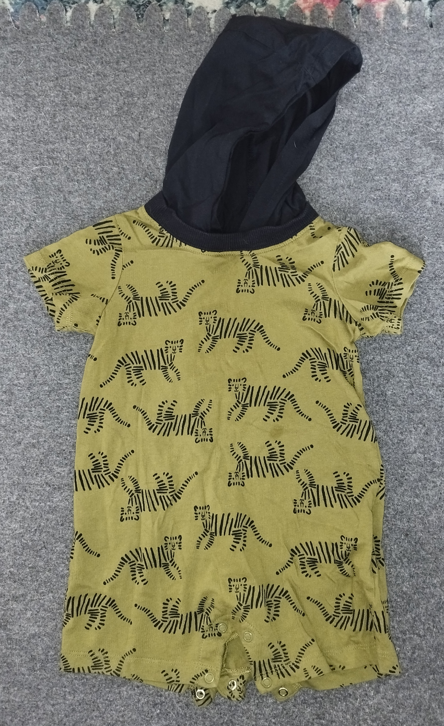 5 Carter Summer Onesies - 24 months - photo 4
