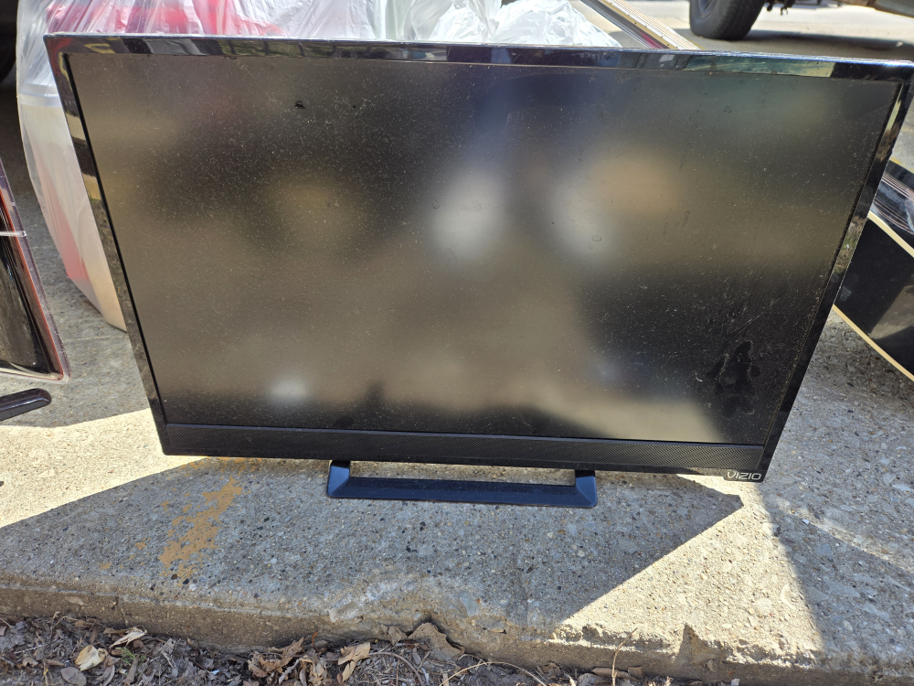 Vizio 24 inch LED HDTV