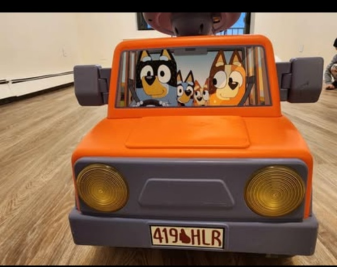 Bluey Ride-On Toy Car - photo 4