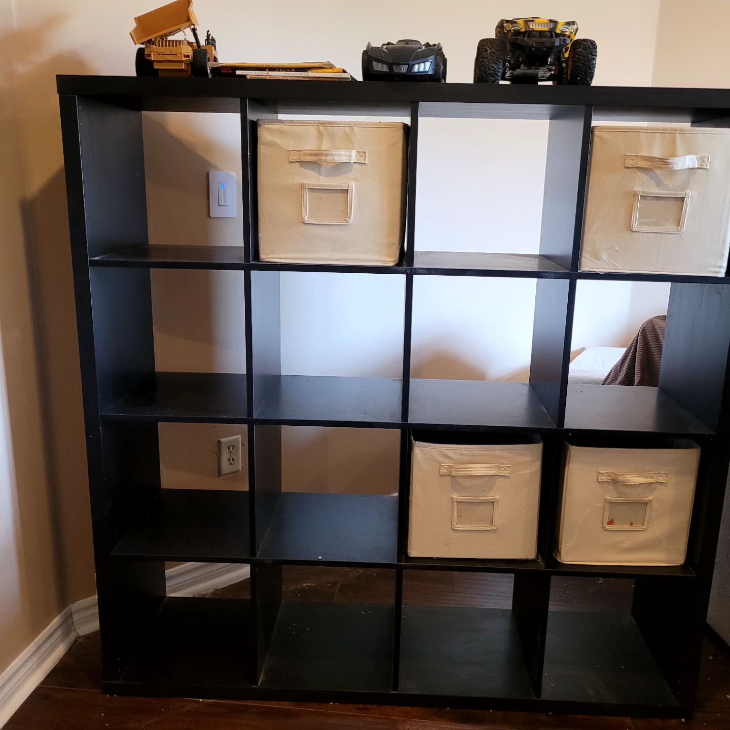 Black 16 Cube Organizer Shelf