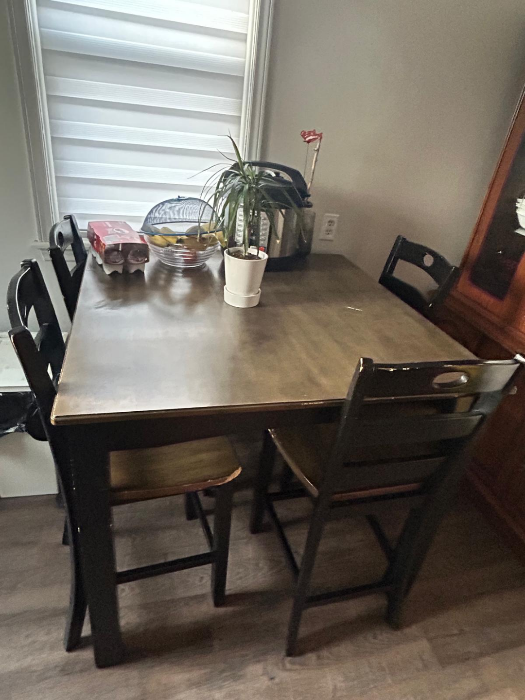 Square kitchen table and four chairs