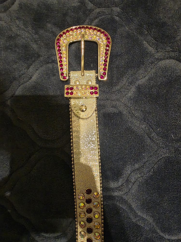Rhinestone embellished gold leather belt size XL - photo 3