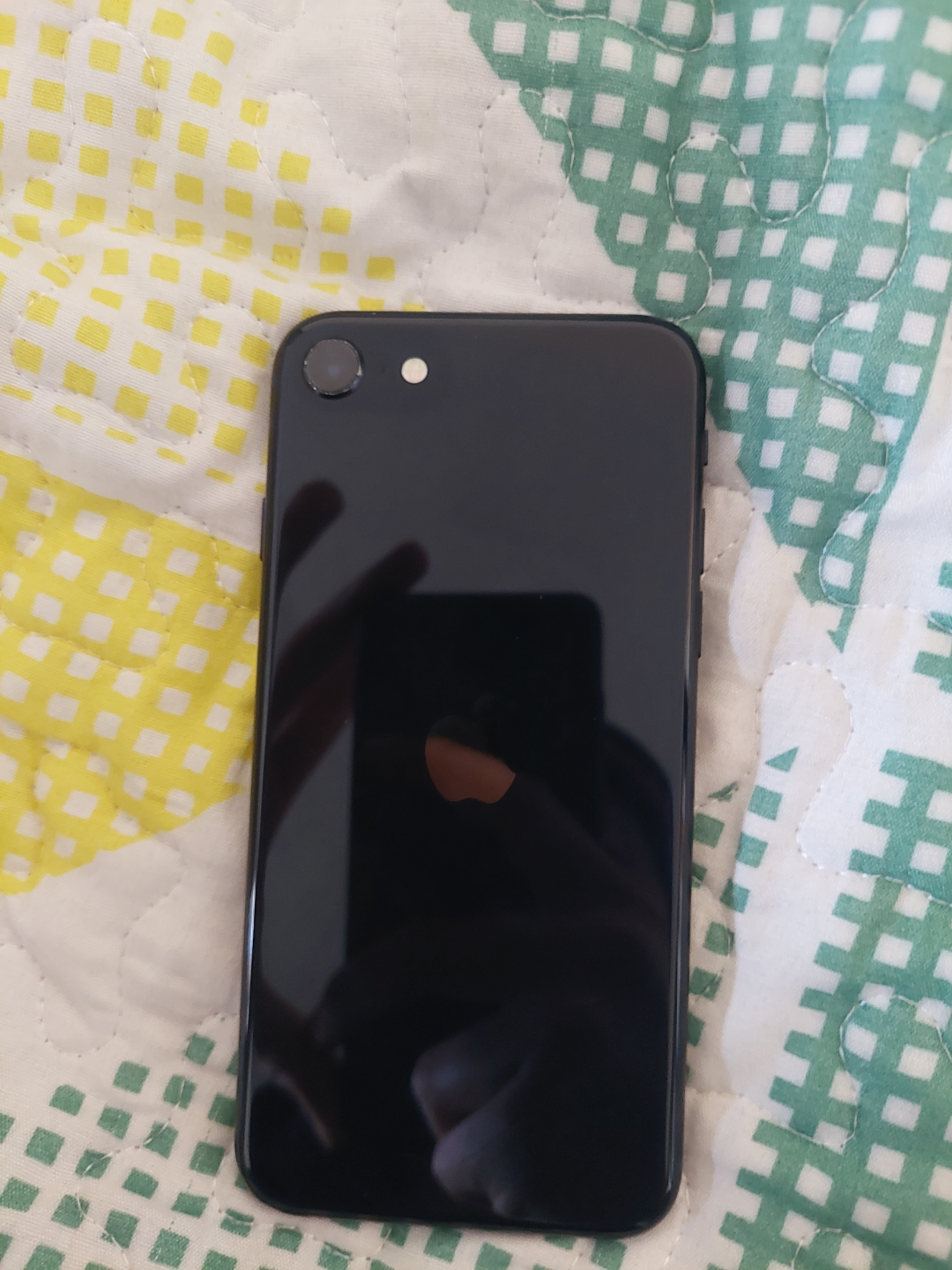 iPhone SE