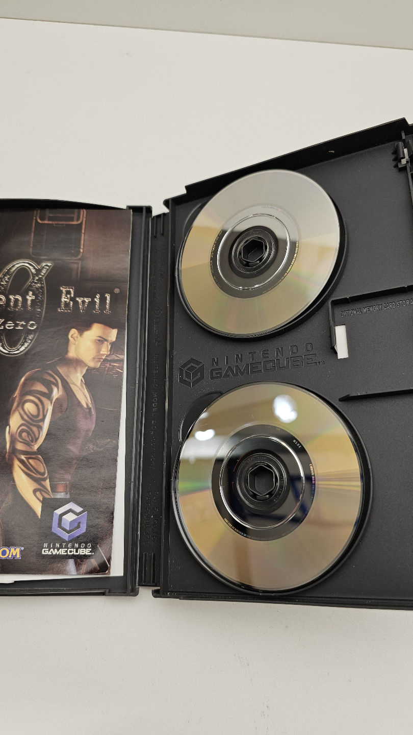 Resident evil gamecube game Lot. - photo 3