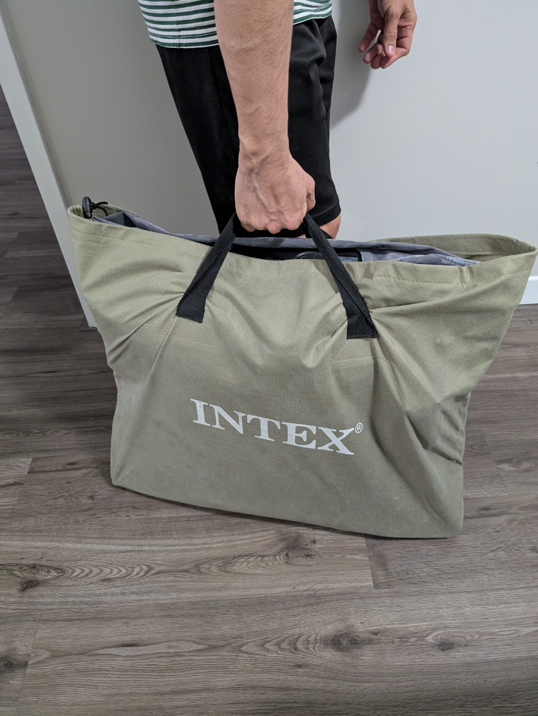 Intex Dura Bean Deluxe Comfort inflatable mattress. - photo 4