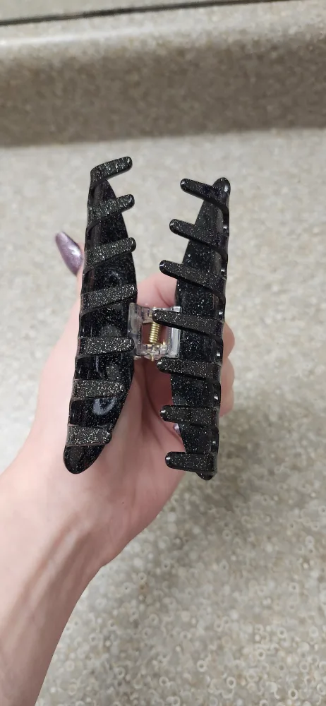 Black Glitter Hair Claw Clip with Charm image indicator(3)