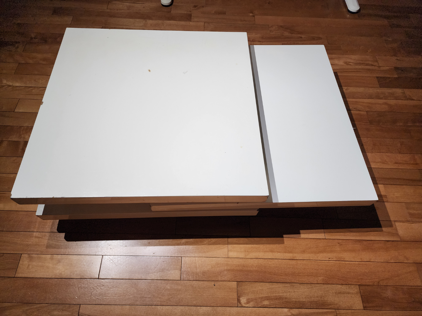 white rotating coffee table - photo 4
