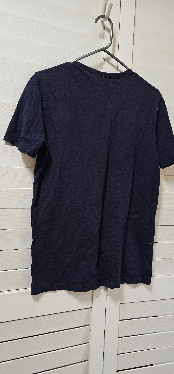 🥕🥕🥕Girls Black T-Shirt Size XS image indicator(5)