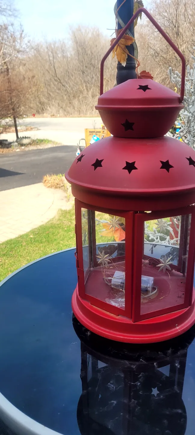 Red Metal Lantern with Star Cutouts image indicator(3)