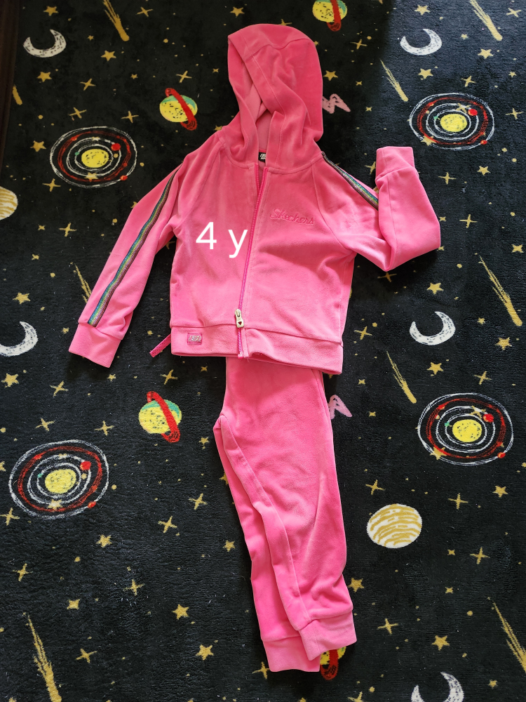 Girl Clothes