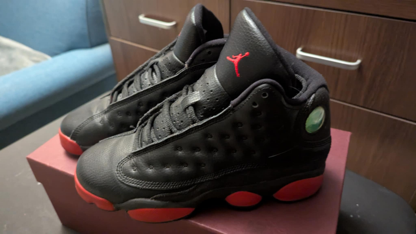 Air Jordan 13 Retro Black/Red Youth Size 5.5Y