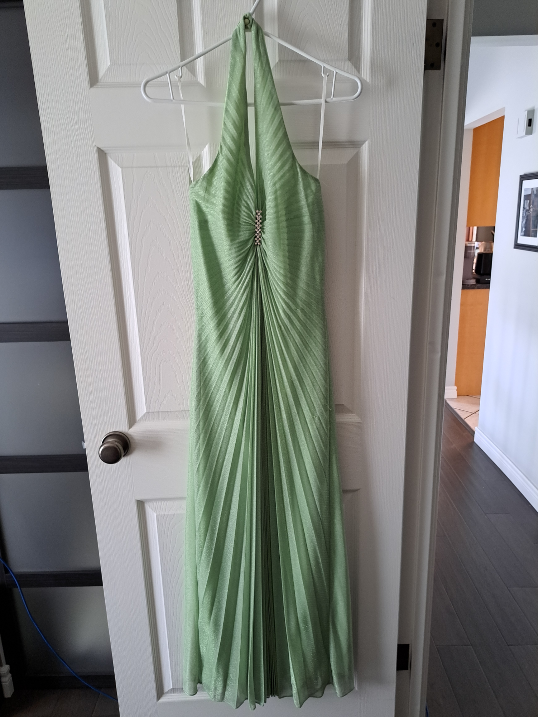Light Green Halter Pleated Prom Dress with Matching Scarf - photo 2