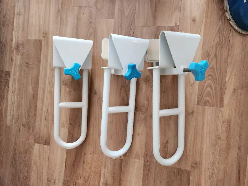 Set of Three Grab Bars for Tub or Shower