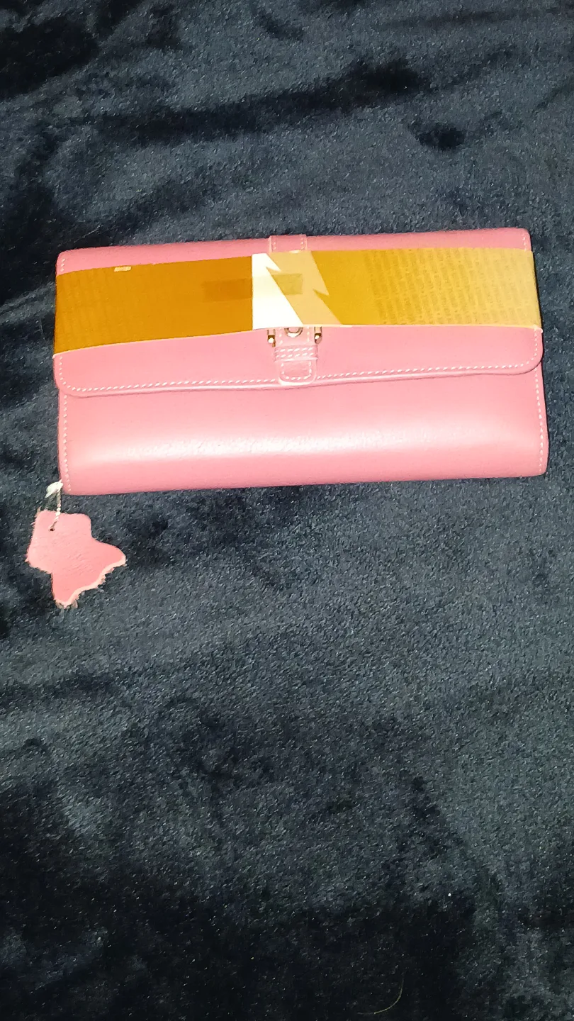 Via Piaggi Pink Leather Wallet thumbnail