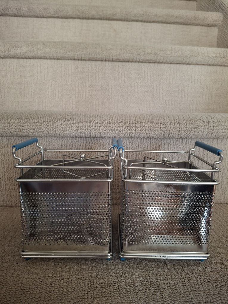 Set of 2 Stainless Steel Cutlery Organizers with Blue Handles - photo 2