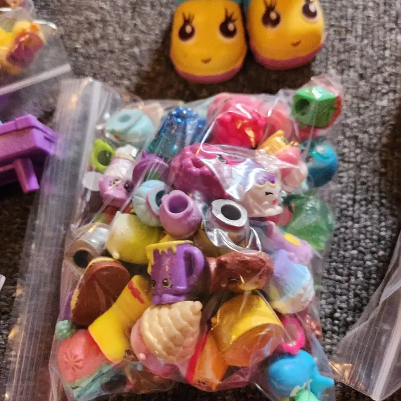 Huge Shopkins Lot! Toys and Accessories - photo 5