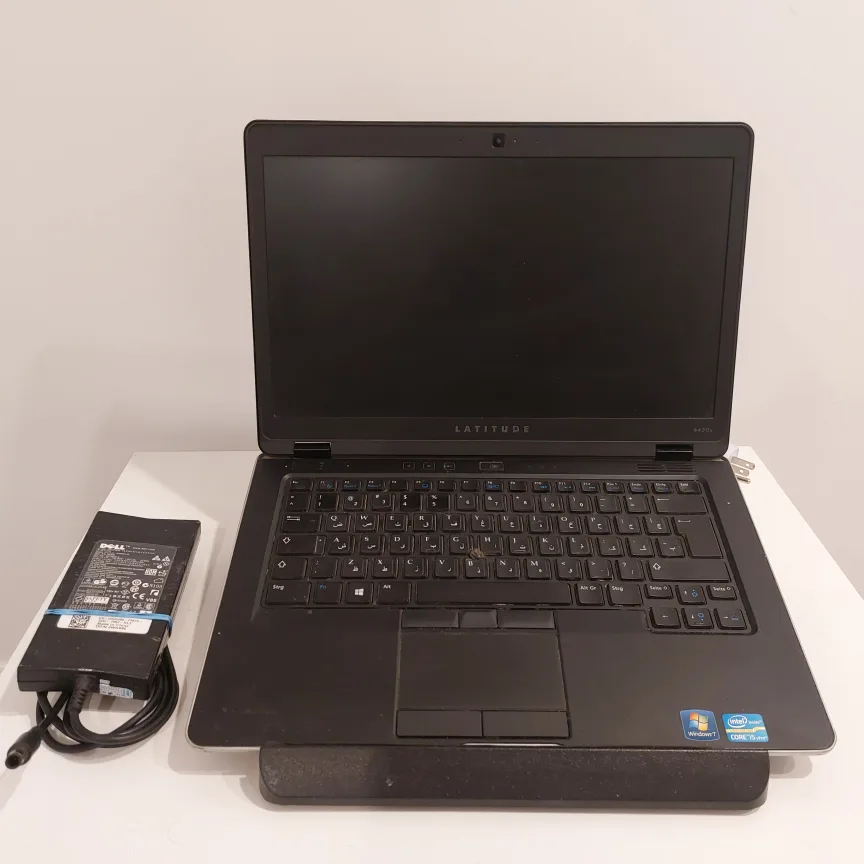 Dell Latitude Laptop with Charger and Stand image indicator(3)