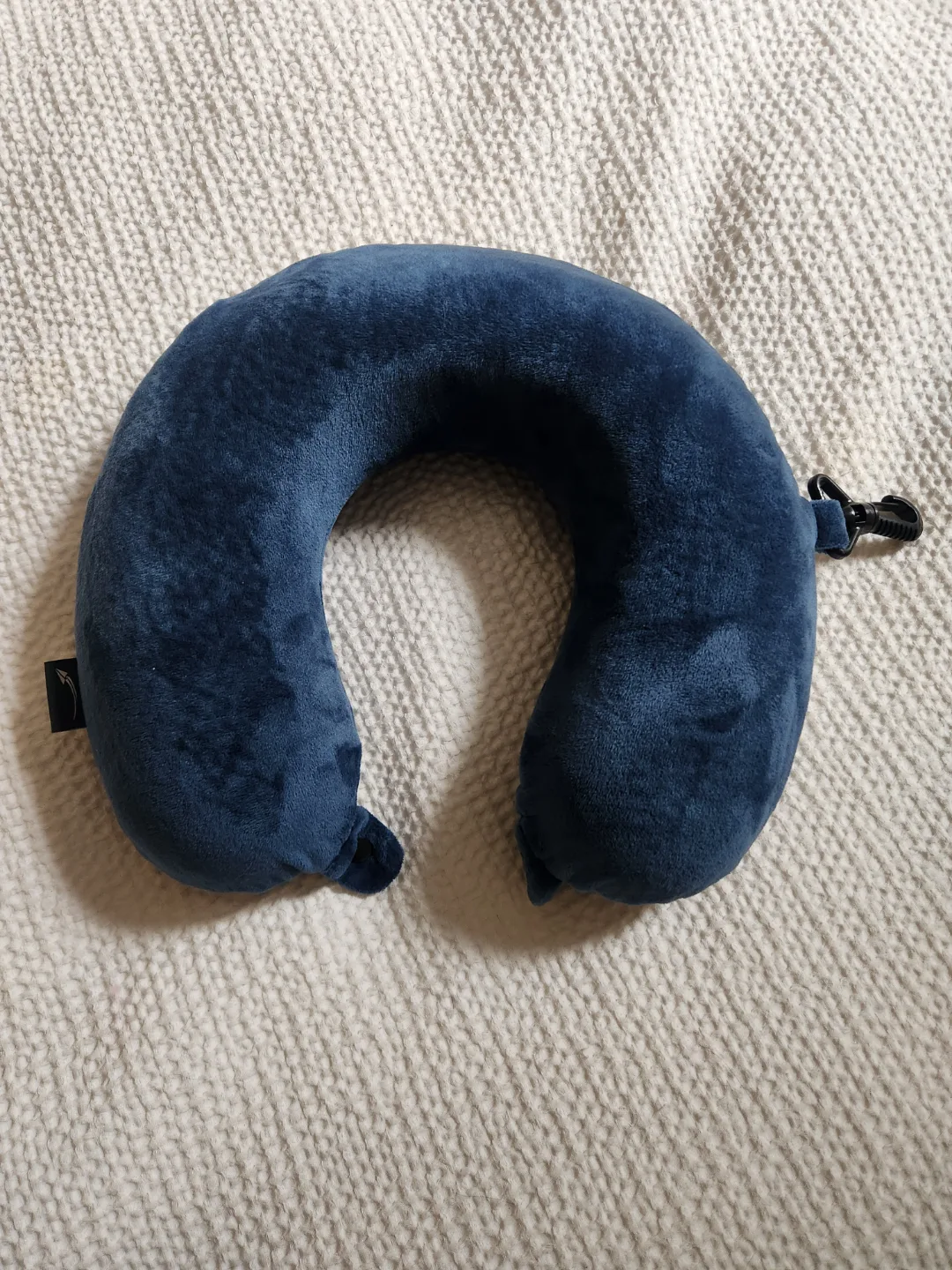 Travel Neck Pillow - Dark Blue image indicator(2)