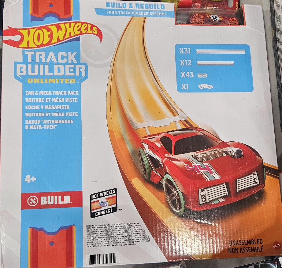 Hot Wheels Track Builder Unlimited Car & Mega Track Pack