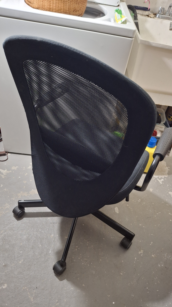 ikea flintan Used Office Chair - Mesh Back - photo 4