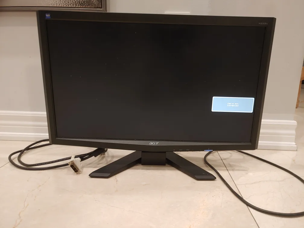 24" Acer Computer Monitor thumbnail