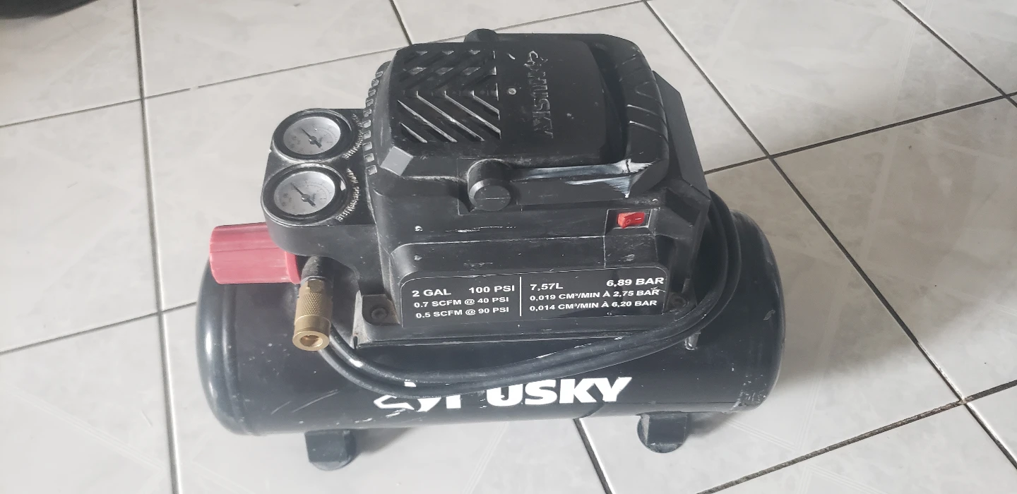Husky 2 Gallon Air Compressor