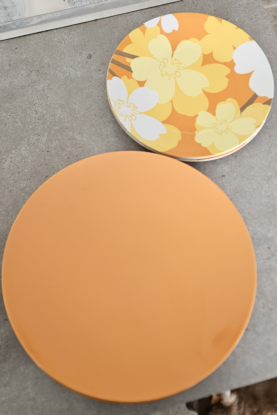 summer cups and plate - photo 2