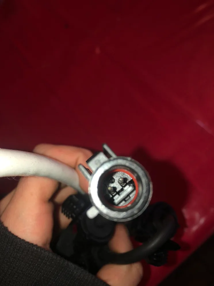 NEW-Ford Ranger XLT 4WD OEM ABS Sensor (1998-2011) image indicator(2)