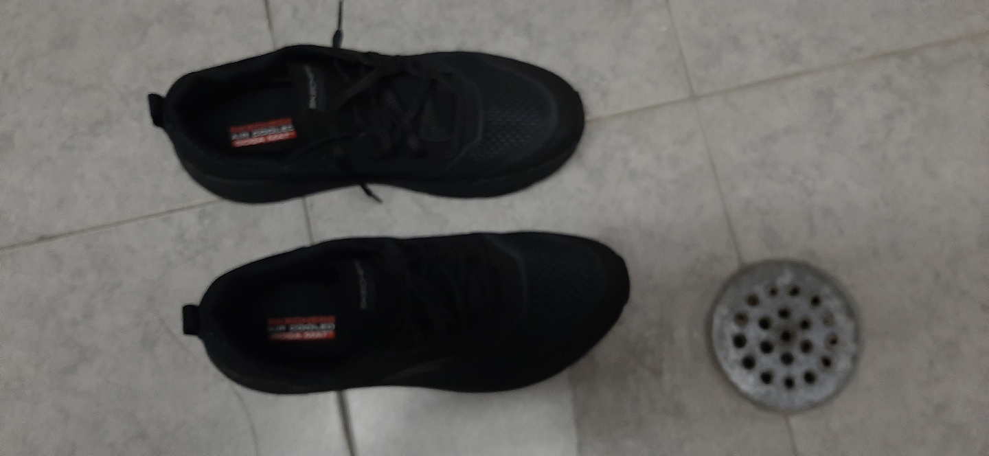 Skechers Max Cushioning Running Shoes - Black - photo 5