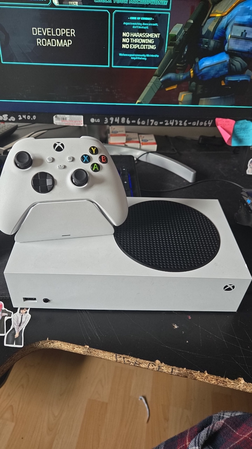 Xbox Series S Console with Razer Controller Charging Dock