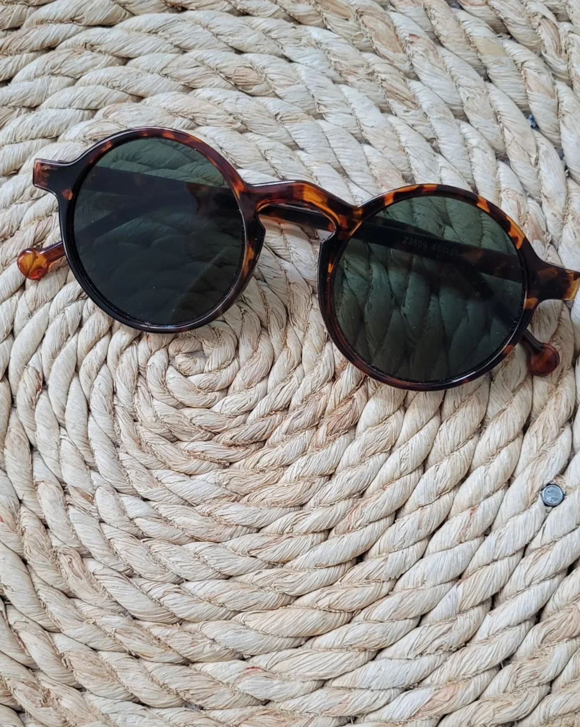 Round Tortoise Sunglasses thumbnail