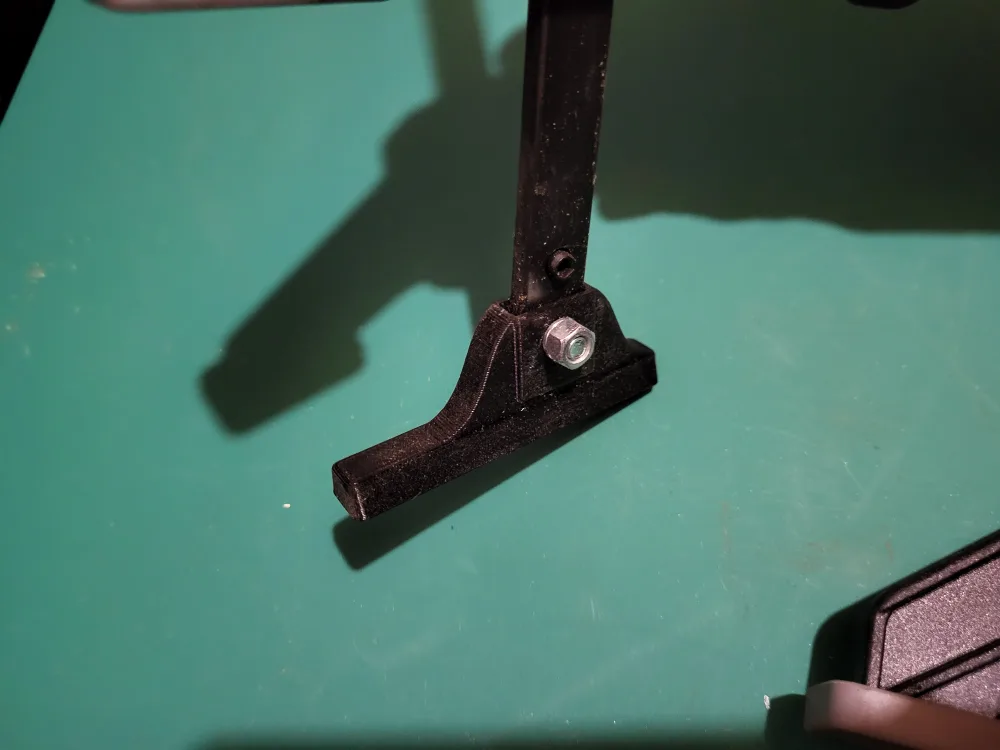 Pair of 6" Dovetail Bar Clamps image indicator(2)