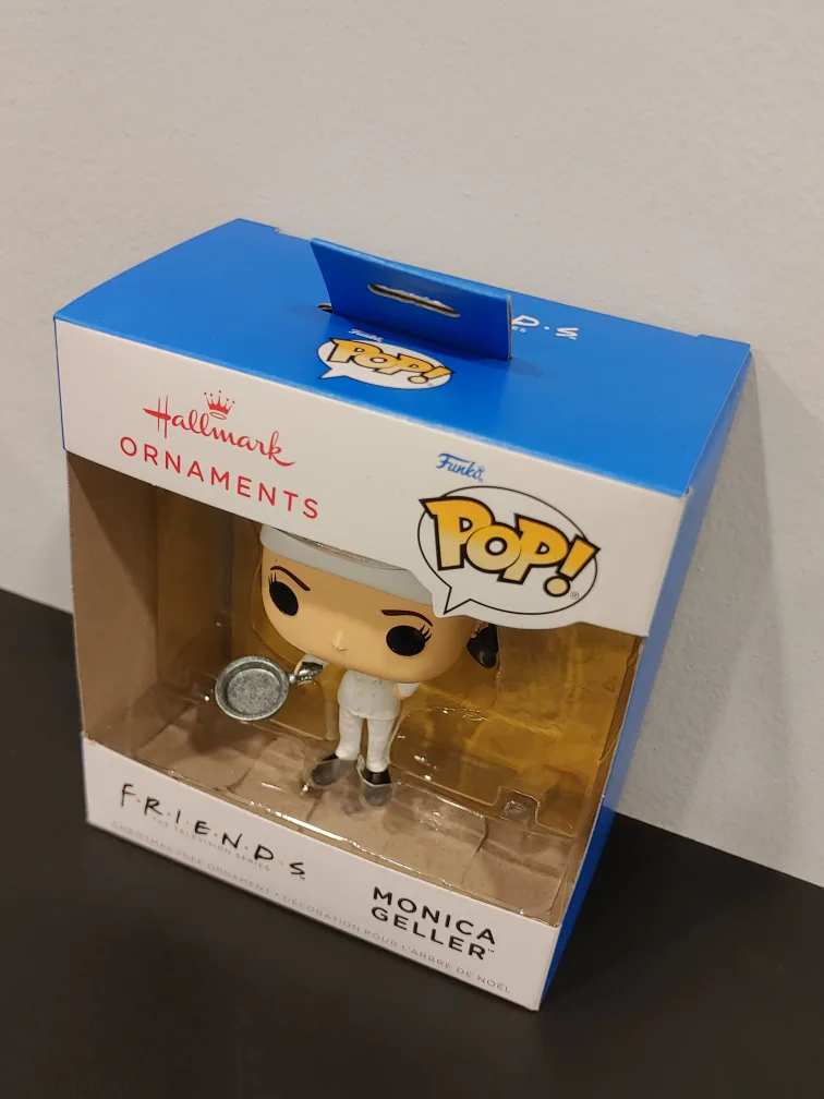 Hallmark Ornaments POP! "Friends" image indicator(6)