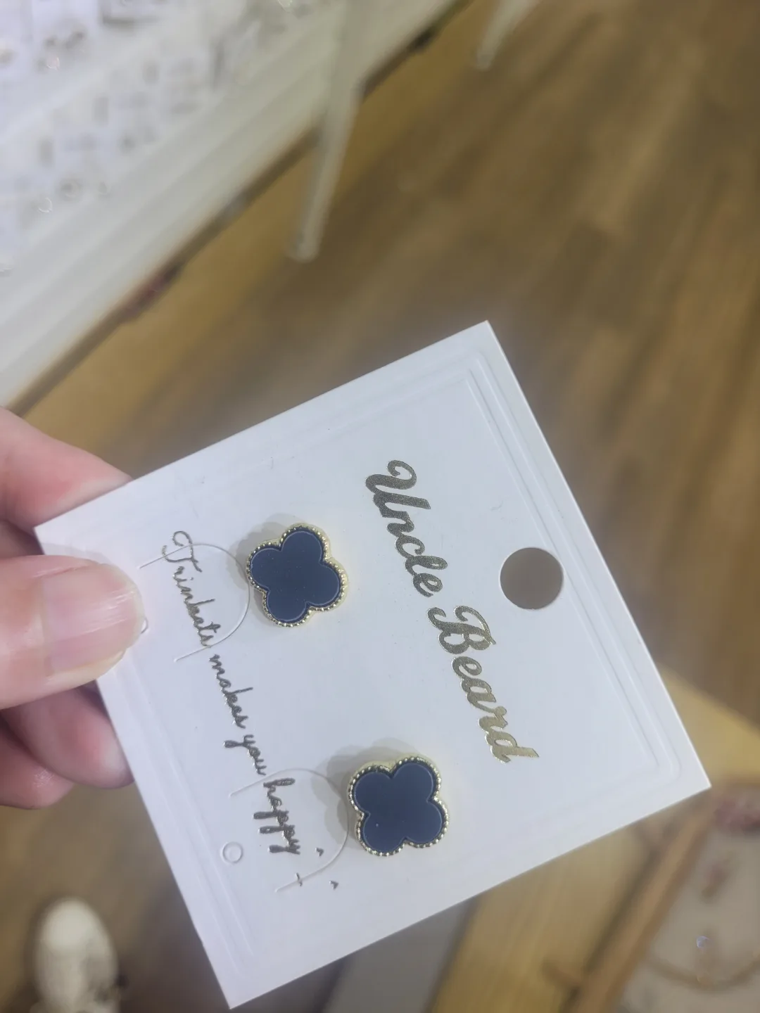 Uncle Bear Black Clover Earrings thumbnail
