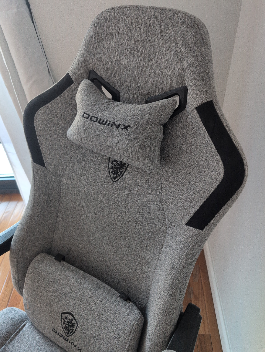 DOWNX Gaming Chair with Footrest - Gray - photo 3