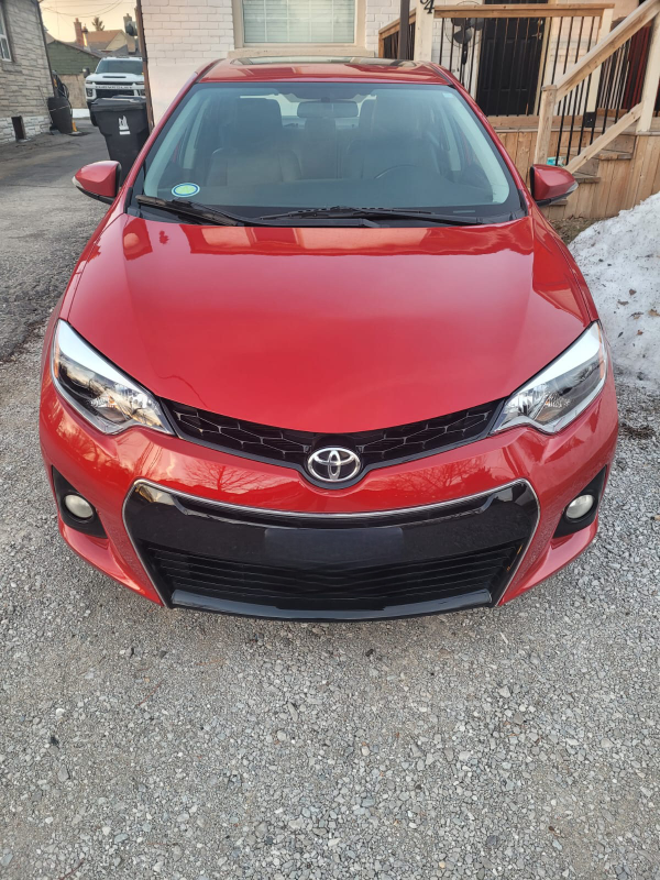 2014 Toyota Corolla S! $8,000!