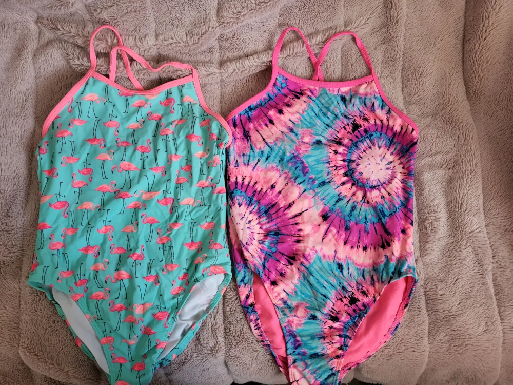 7 girl's swimsuits size 10-12 image indicator(5)