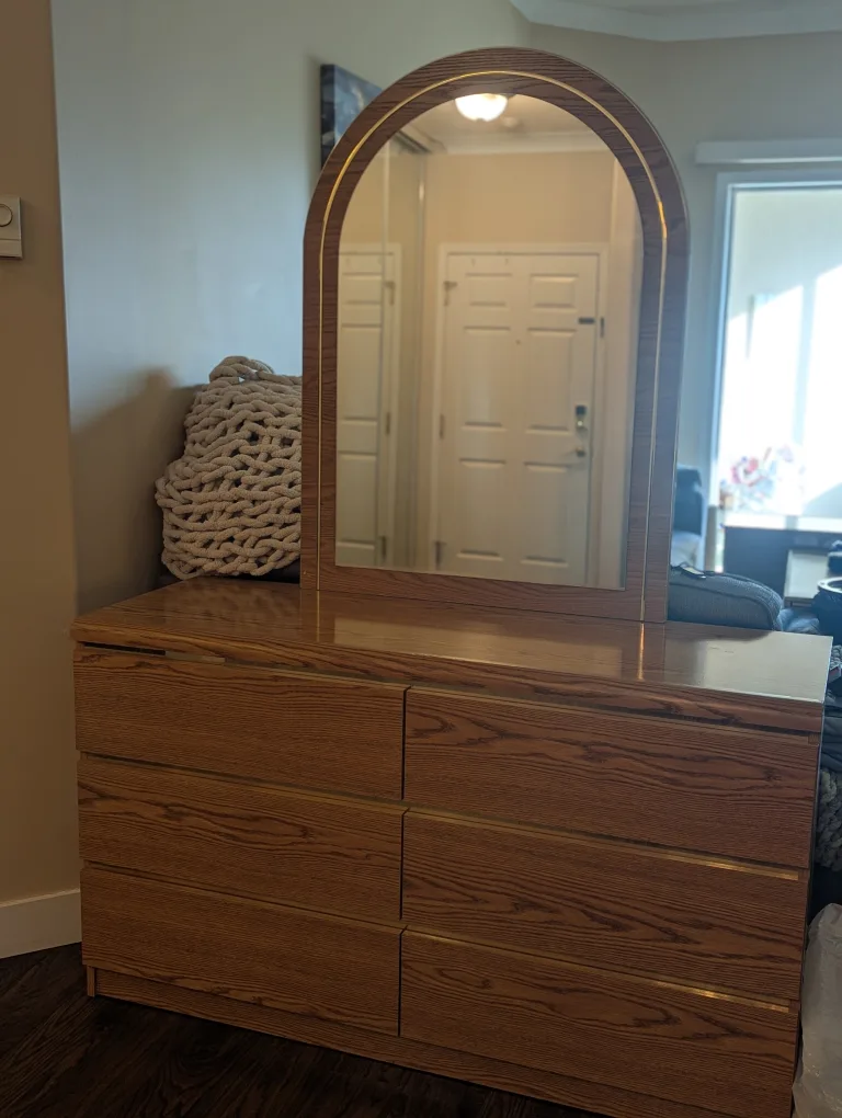 Vintage Wooden Dresser with Arch Mirror image indicator(2)