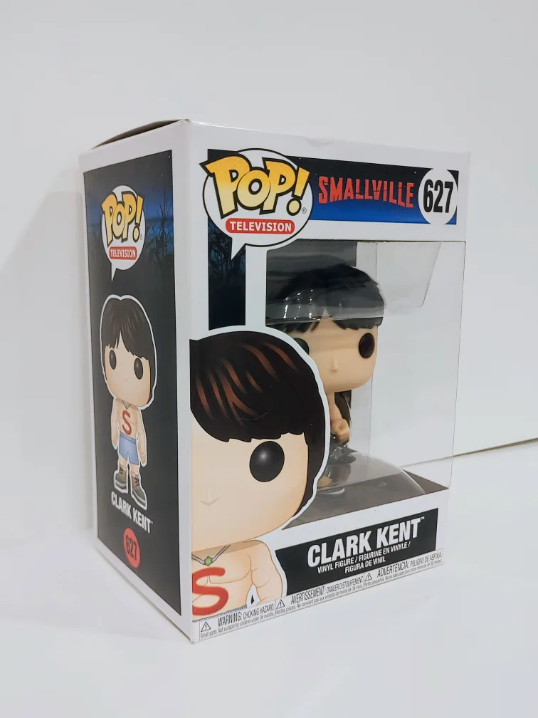 Smallville Funko Pop! Television #627 Clark Kent image indicator(4)