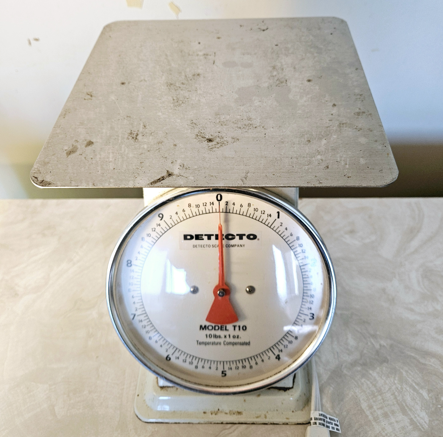 Vintage Detecto Model T10 Scale