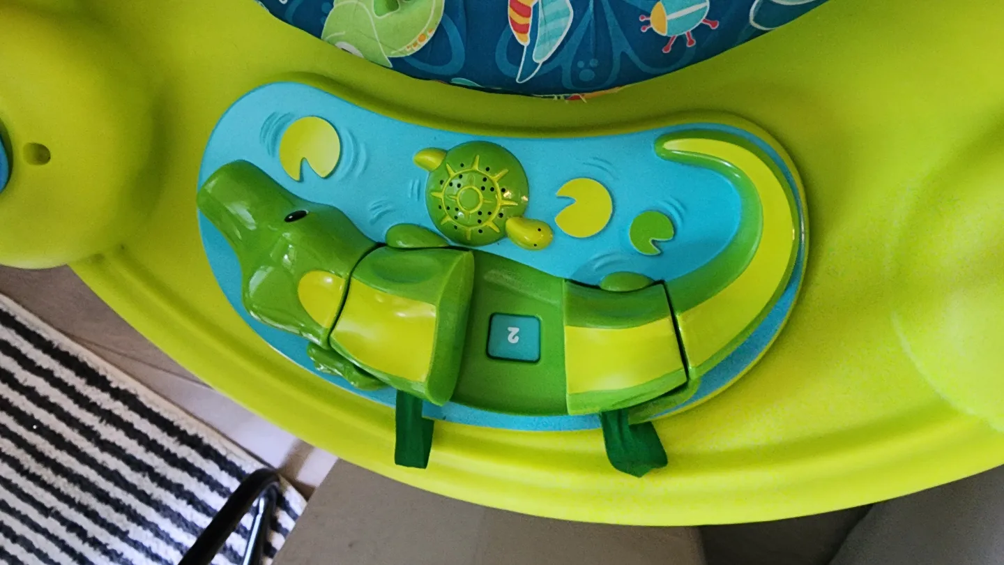 Evenflo ExerSaucer Tropical Rainforest Play Station image indicator(2)