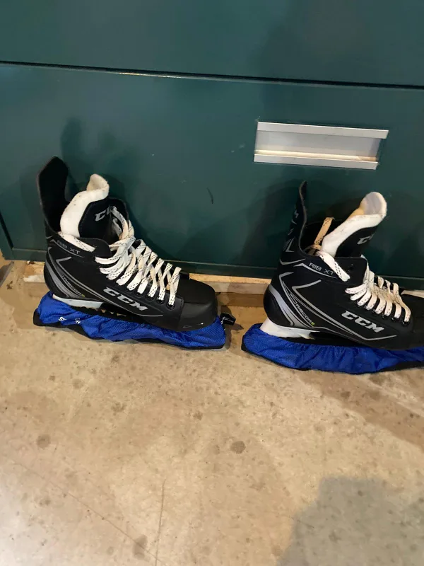 CCM Ribcor Pro 5 Ice Hockey Skates - Size 4D🥕 image indicator(5)