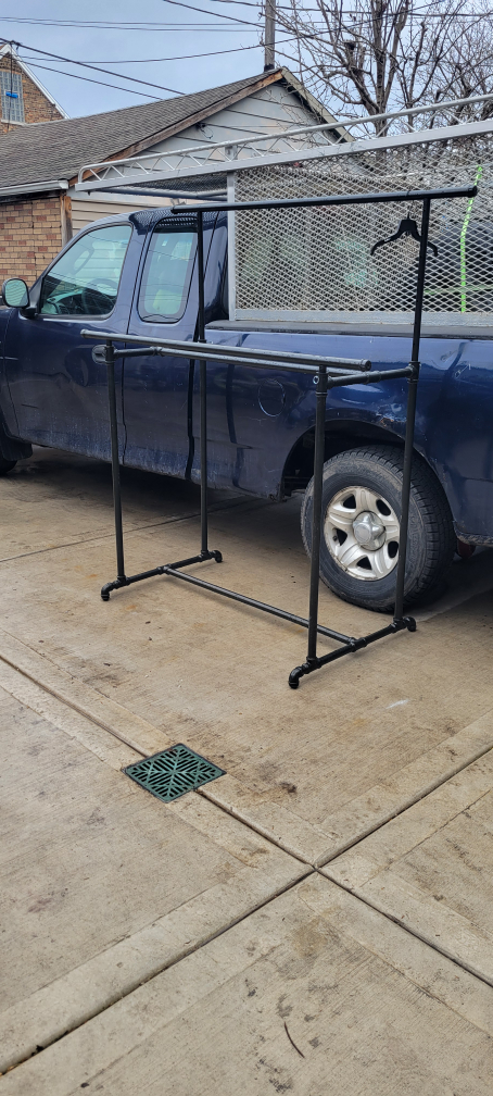 Black Metal Garment Rack - photo 4
