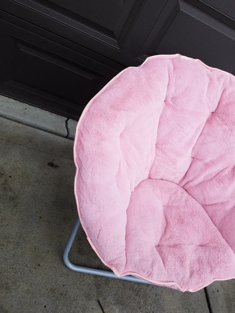 Pink Saucer Chair - photo 2