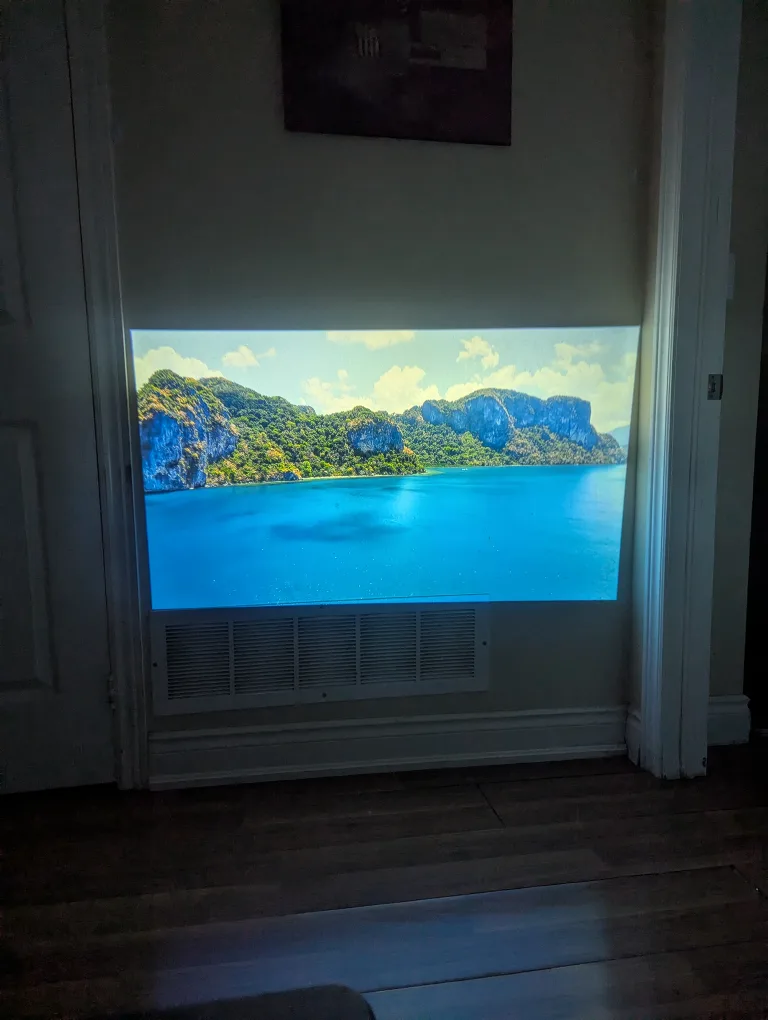 Mini projector like new with box and accessories image indicator(6)