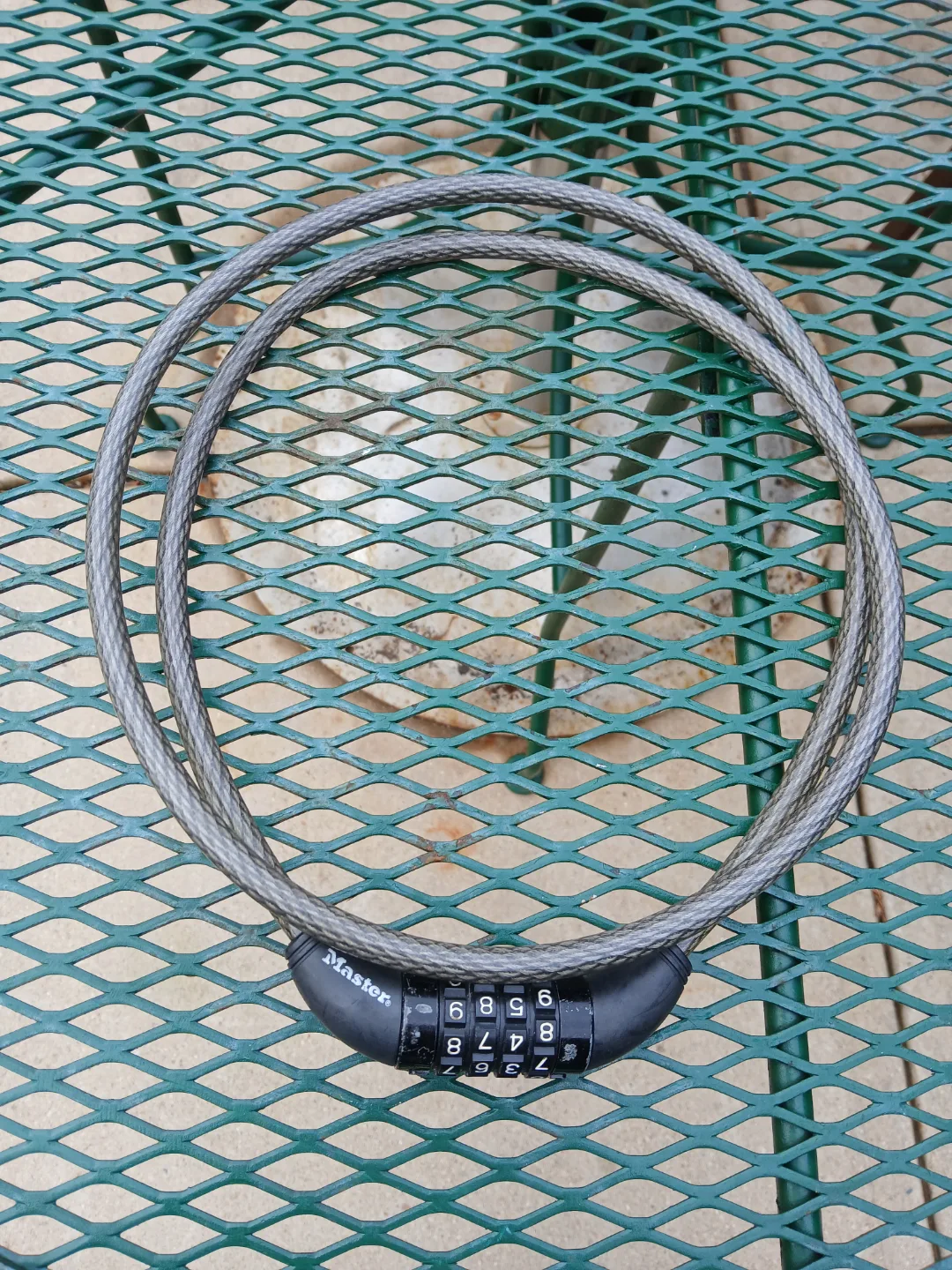 Master Lock Combination Cable Bike Lock thumbnail