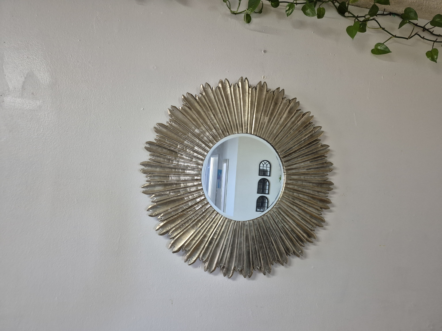 Sunburst Mirror - Gold Metal Wall Decor - photo 2