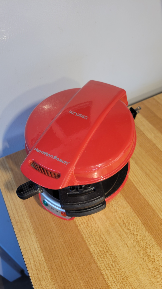 Hamilton Beach Red Breakfast Sandwich Maker - photo 2