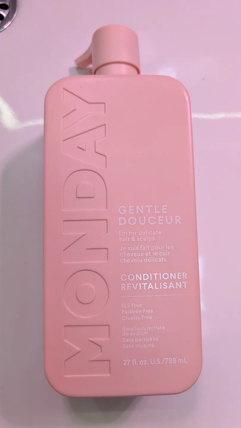 Premium Hair Conditioner- Monday - Gentle Douceur Revitalisant thumbnail